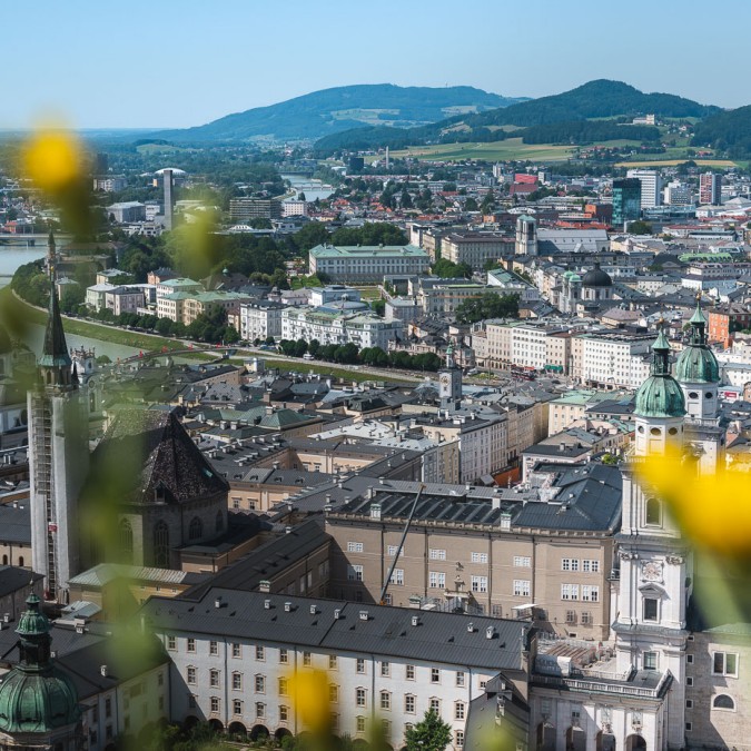 Ausblick von der FestungsBahn auf die Salzburger Altstadt