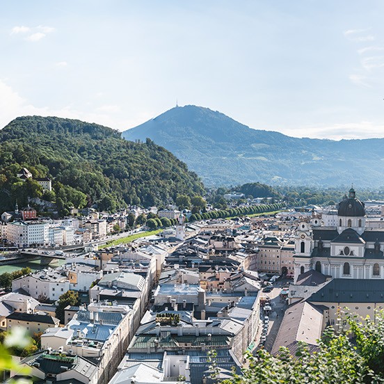 Panorama vom Mönchsberg auf die Altstadt Salzburg